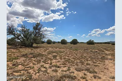 62 W Antelope Run Road, Ash Fork, AZ 86320 - Photo 10
