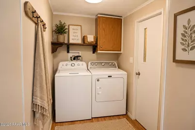 101 W Highland Street, Williams, AZ 86046 - Photo 10