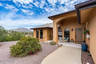 1093 Fawn Ln, Prescott, AZ 86305 - Photo 4