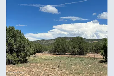 202 W Hillcrest Drive, Williams, AZ 86046 - Photo 2