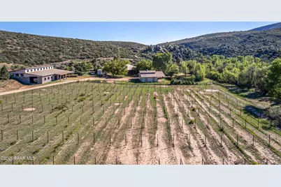 1320 S Grisby Road, Skull Valley, AZ 86338 - Photo 10