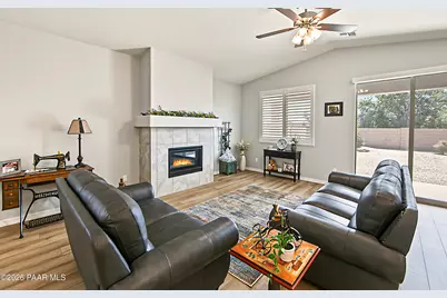 8807 N Rolling Hills Drive, Prescott Valley, AZ 86315 - Photo 4