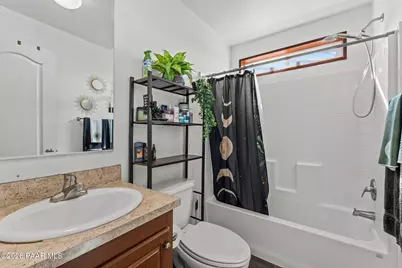 512 W Claessens Drive, Morristown, AZ 85342 - Photo 18