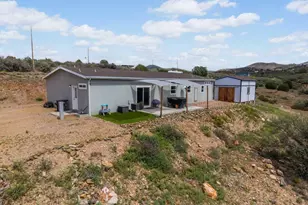 14265 E Beverly Hls Dr, Dewey-Humboldt, AZ 86327 - Photo 4
