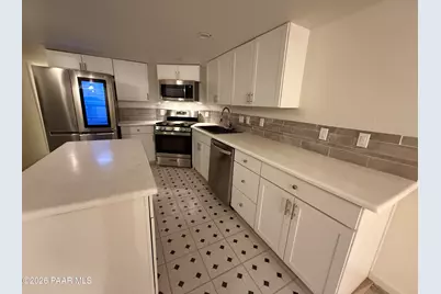 10219 E Manzanita Trail, Dewey-Humboldt, AZ 86327 - Photo 8