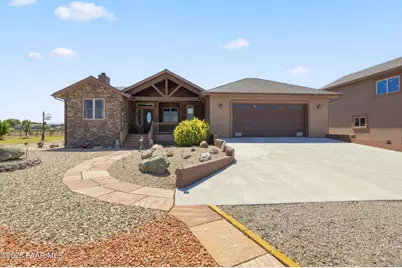 7555 E Sparrow Hawk Road, Prescott Valley, AZ 86315 - Photo 2