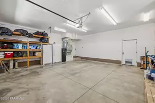 7555 E Sparrow Hawk Rd, Prescott Valley, AZ 86315 - Photo 14