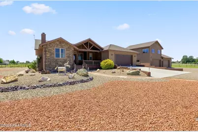 7555 E Sparrow Hawk Road, Prescott Valley, AZ 86315 - Photo 1