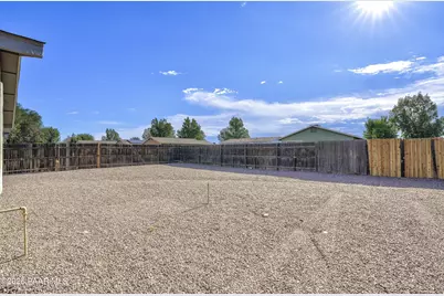 24411 N Diamond Head Avenue, Paulden, AZ 86334 - Photo 26
