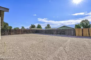 24411 N Diamond Head Ave, Paulden, AZ 86334 - Photo 26