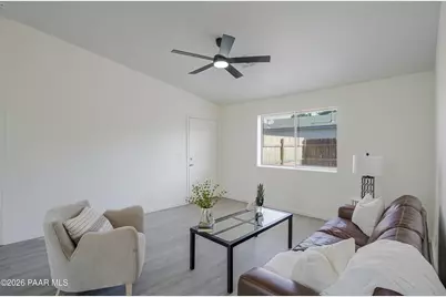 24411 N Diamond Head Avenue, Paulden, AZ 86334 - Photo 8