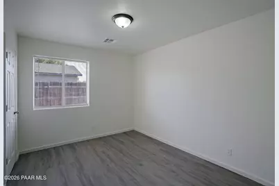 24411 N Diamond Head Avenue, Paulden, AZ 86334 - Photo 16