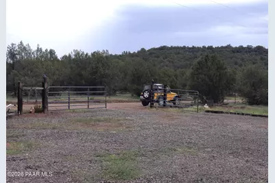 43900 N Anvil Rock Road, Seligman, AZ 86337 - Photo 38