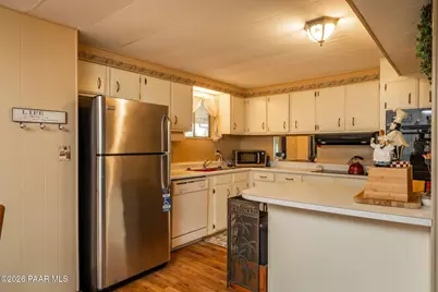 10075 E Dapple Grey Trail, Dewey-Humboldt, AZ 86327 - Photo 10
