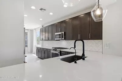 13500 N 174th Lane, Surprise, AZ 85388 - Photo 12