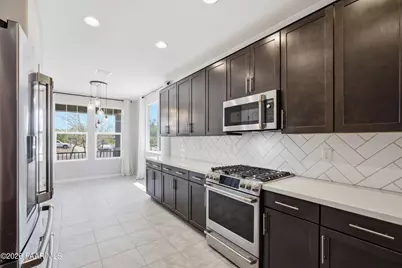 13500 N 174th Lane, Surprise, AZ 85388 - Photo 16