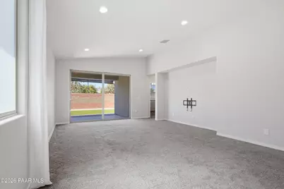 13500 N 174th Lane, Surprise, AZ 85388 - Photo 8