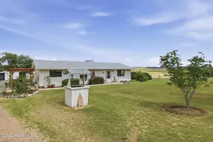 1516 E Florida Ln, Chino Valley, AZ 86323 - Photo 2