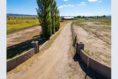 25855 N Matli Lane, Paulden, AZ 86334 - Photo 2