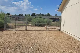 20043 E Prickly Pear Dr, Cordes Lakes, AZ 86333 - Photo 18