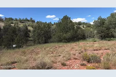 34440 W Potrero Parkway, Seligman, AZ 86337 - Photo 2