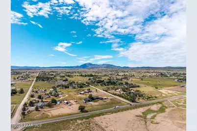 2128 N Moon Shadow Road, Chino Valley, AZ 86323 - Photo 34