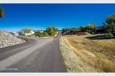 7079 E Sunflower Lane, Prescott Valley, AZ 86314 - Photo 4