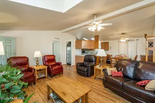 1099 N Swiss St, Dewey-Humboldt, AZ 86327 - Photo 2