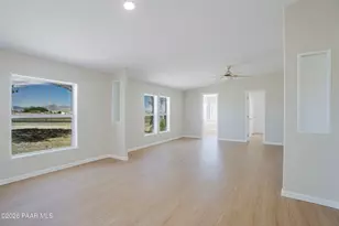 11565 N Antelope Mdws Dr, Prescott Valley, AZ 86315 - Photo 16
