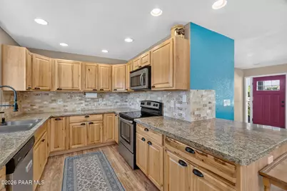 2821 N Meadowlark Drive, Prescott Valley, AZ 86314 - Photo 10