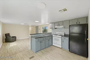 4361 N Mobile Circle, Prescott Valley, AZ 86314 - Photo 8