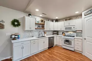 9160 E Swift Trail Dr, Prescott Valley, AZ 86314 - Photo 8