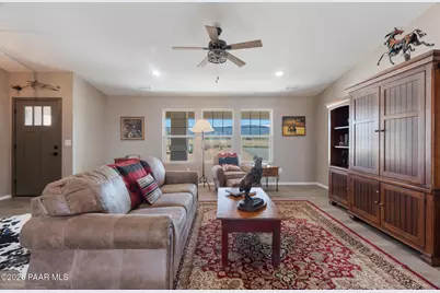 11836 N Coyote Run Road, Prescott Valley, AZ 86315 - Photo 8