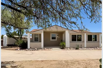 23895 W Cannon Drive, Congress, AZ 85332 - Photo 2