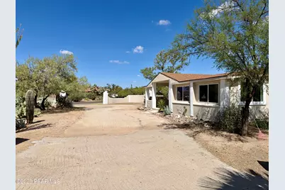 23895 W Cannon Drive, Congress, AZ 85332 - Photo 4