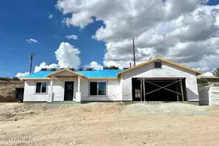 20032 E Brahma Dr, Mayer, AZ 86333 - Photo 2