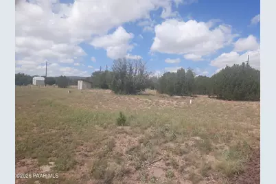 53925 N Cedar Drive, Seligman, AZ 86337 - Photo 6