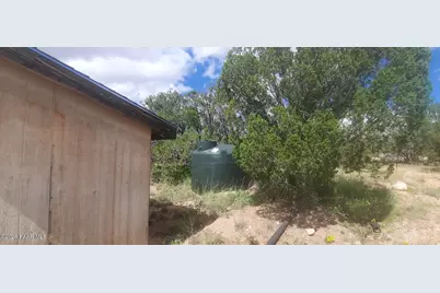 53925 N Cedar Drive, Seligman, AZ 86337 - Photo 2