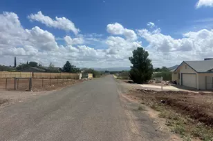 20029 E Prickly Pear Dr, Mayer, AZ 86333 - Photo 18