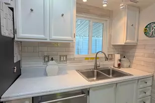 11411 N 91st Ave, Peoria, AZ 85345 - Photo 14
