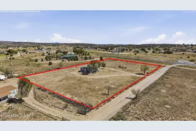 320 E Verde Ranch Road, Paulden, AZ 86334 - Photo 2
