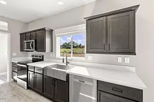 400 S Hideaway Dr, Dewey-Humboldt, AZ 86327 - Photo 8