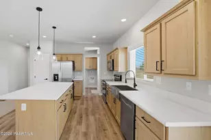 470 Hideaway Dr, Dewey-Humboldt, AZ 86327 - Photo 8
