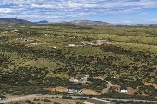 470 Hideaway Dr, Dewey-Humboldt, AZ 86327 - Photo 4