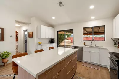 4670 N Columbine Drive, Prescott Valley, AZ 86314 - Photo 8