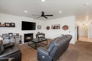 1013 N Fairway Dr, Dewey-Humboldt, AZ 86327 - Photo 10