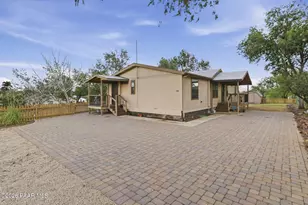 385 S Dewey Rd, Dewey-Humboldt, AZ 86327 - Photo 2