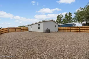 270 W Lake Louise Rd, Paulden, AZ 86334 - Photo 28