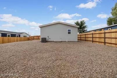 270 W Lake Louise Road, Paulden, AZ 86334 - Photo 30
