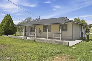 2715 S Dana St, Dewey-Humboldt, AZ 86329 - Photo 8